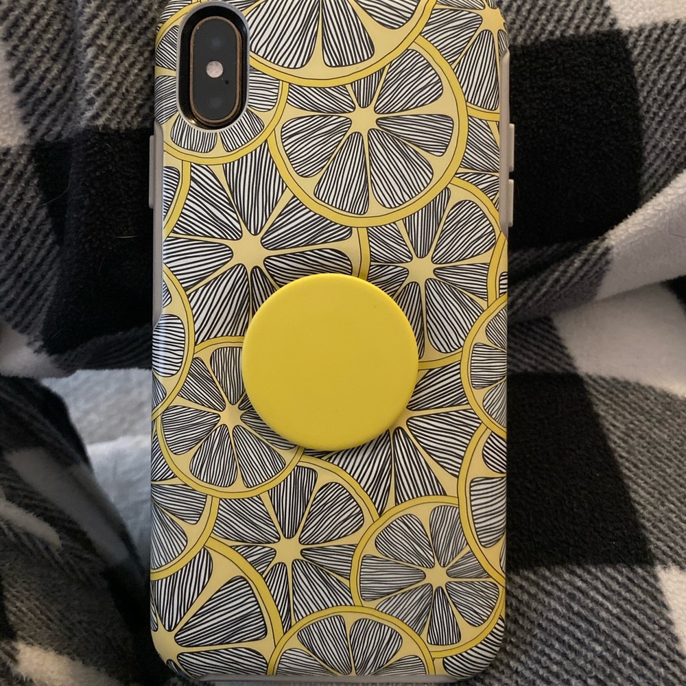 Otterbox pop socket case